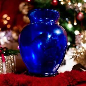 Cobalt Blue Flower Vase "ILLUSIONS" by Indiana Glass Made In USA 5 1/2 Inch!!